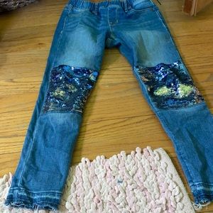 Gap jeans distressed bottoms